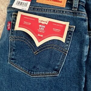 Levi's Wide Leg Stretch Jeans